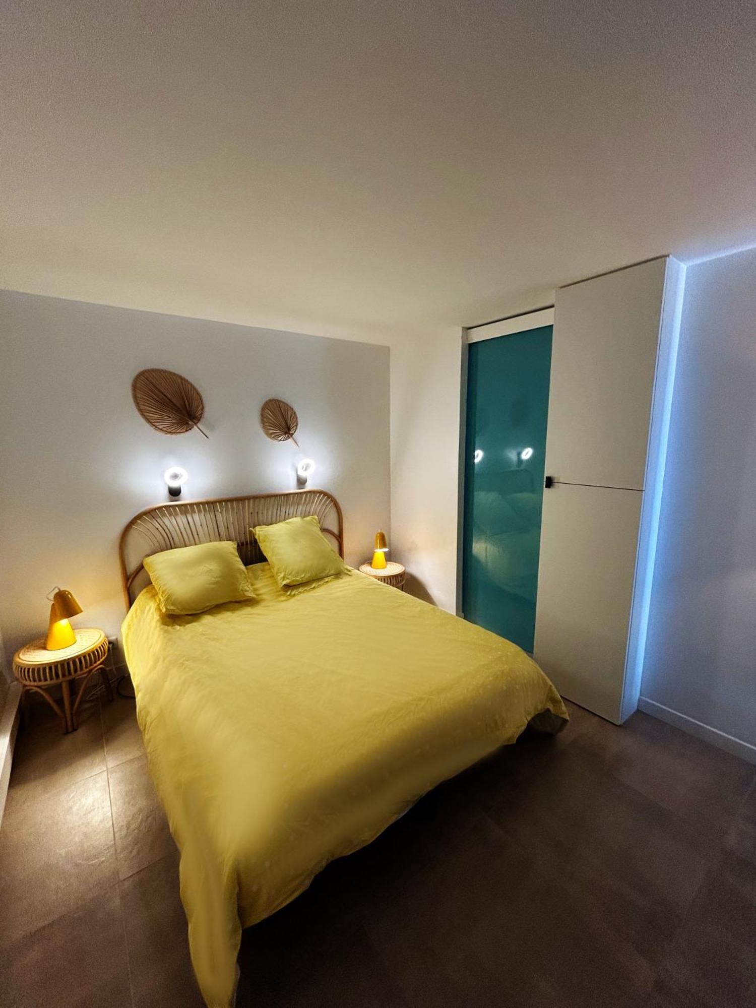 Horizon Bleu Bandol : Appartement Pieds Dans L'Eau Exterior photo